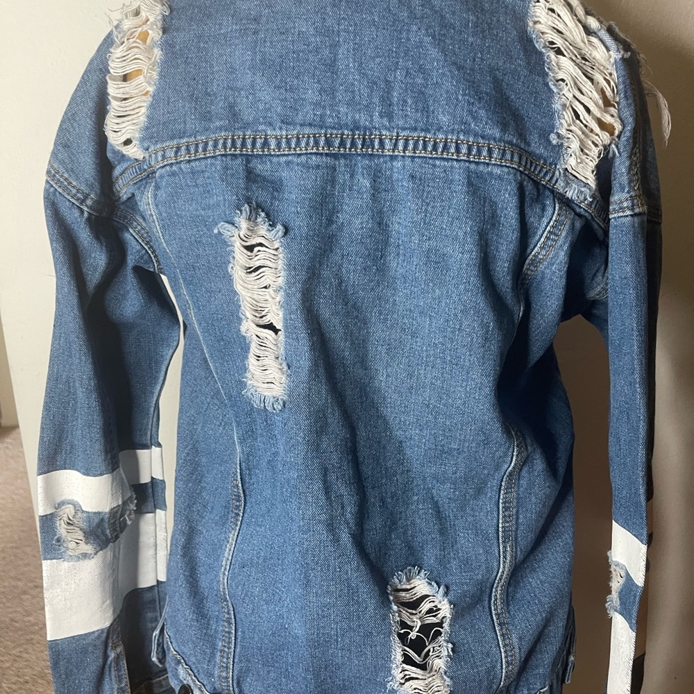 denim jacket - Picture 3 of 17